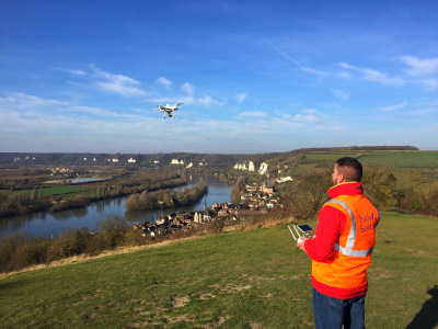 Drone sur la Seine